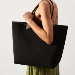 Rothy's Totes^The Lightweight Tote Black Portobello